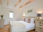 Double bedroom 1